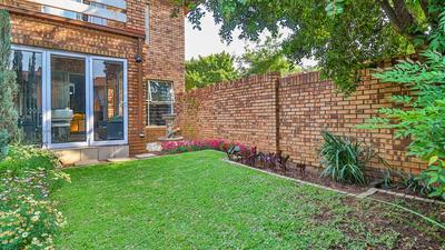 Townhouse For Sale in Rivonia, Sandton